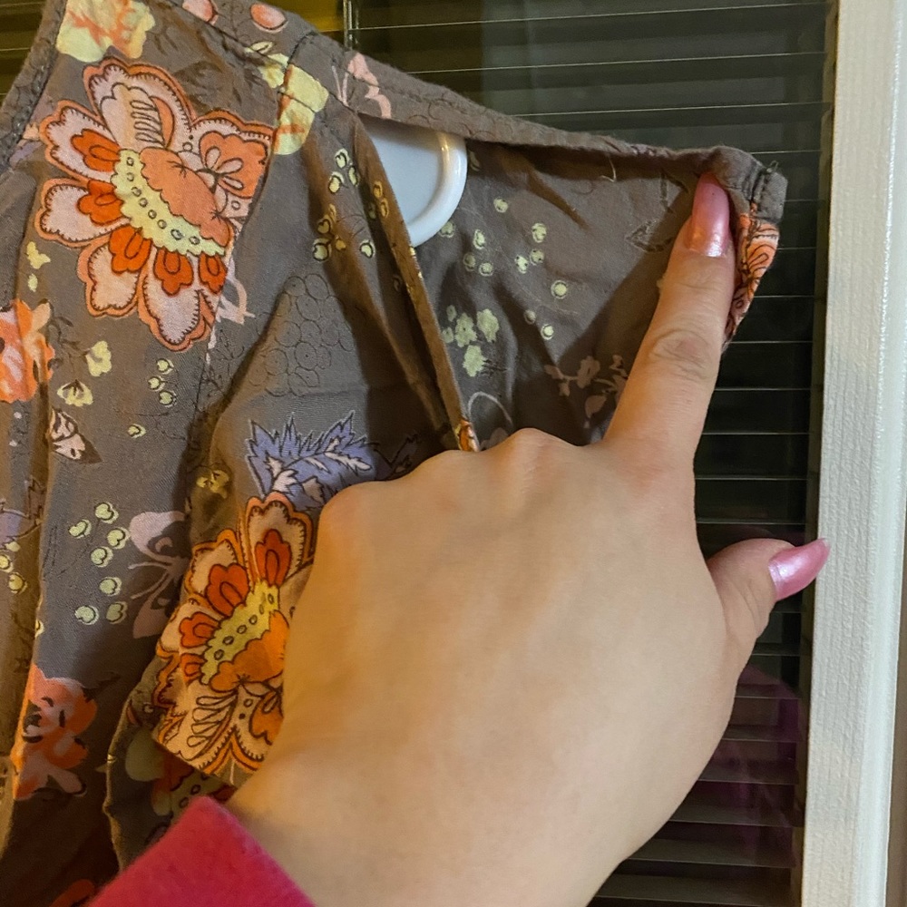 Dress - Picture 4 of 5